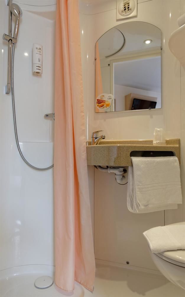 Premiere Classe Lyon Sud - Irigny - Pierre Benite Ngoại thất bức ảnh